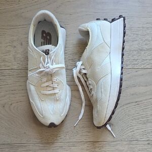 New Balance Off-White Sneakers with Brown Soles